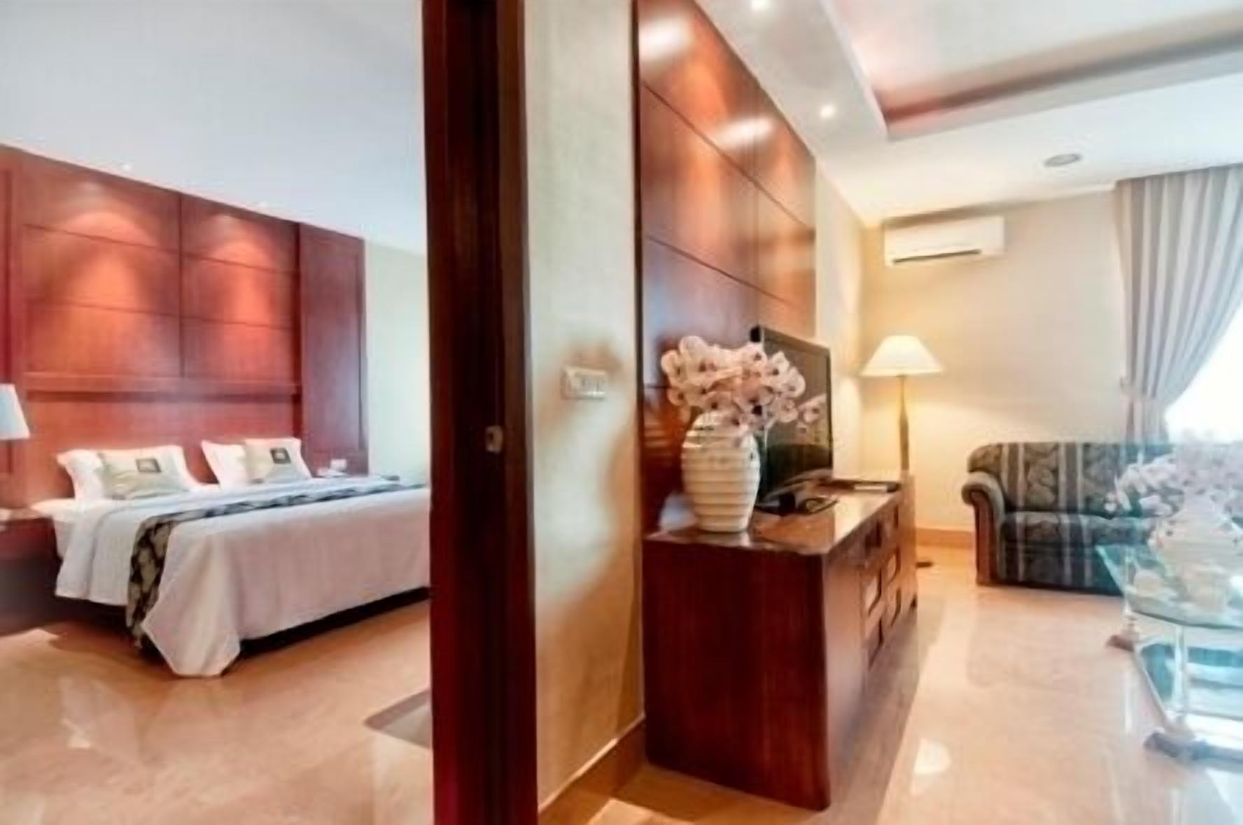 فندق غراند ساكورا ميدان المظهر الخارجي الصورة